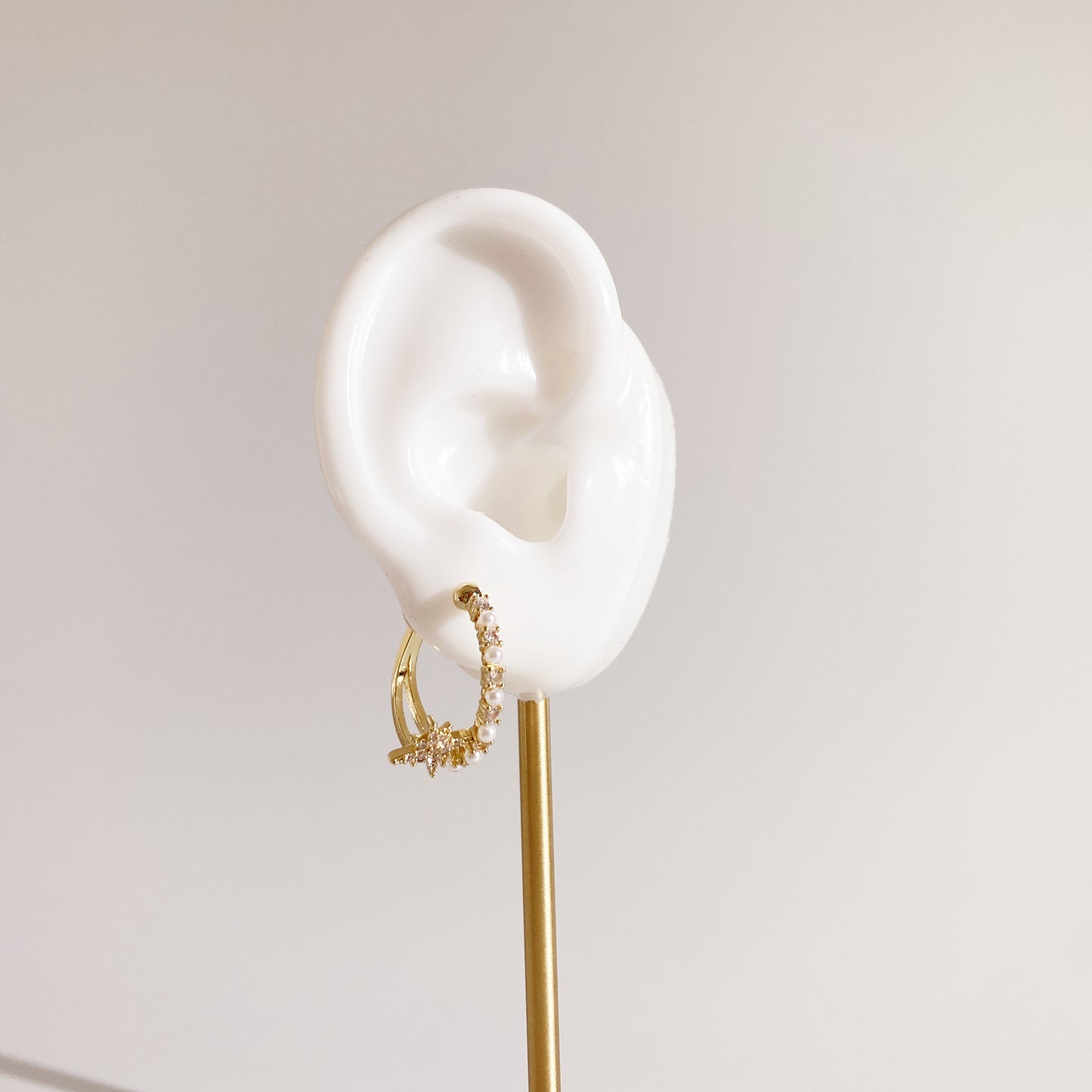 Dani Freshwater Pearl Gold Hoop Clip On Earrings