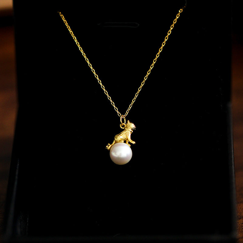 Pearl and Cat Freshwater Pearl Necklace