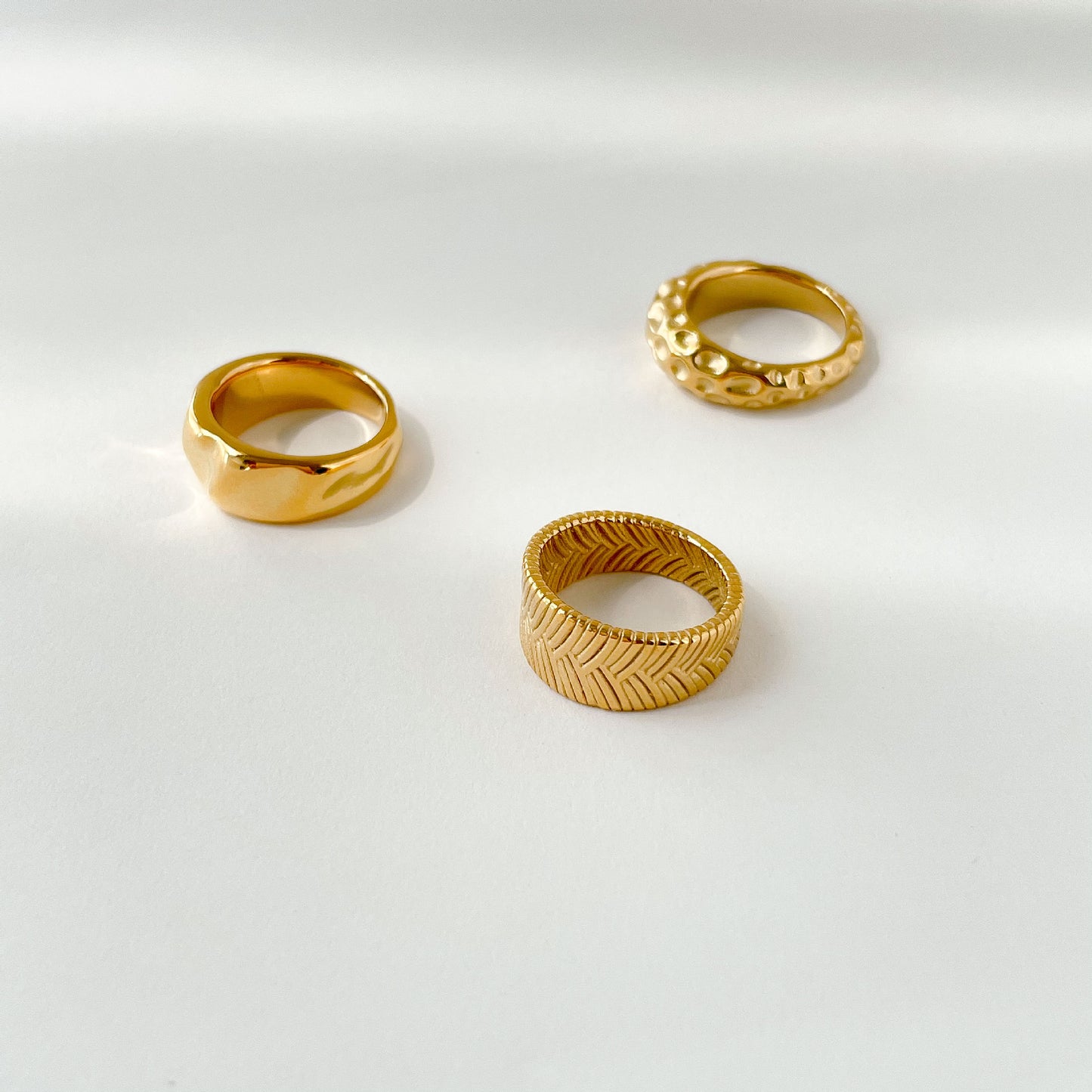 Cosmique 18k gold-plated rings
