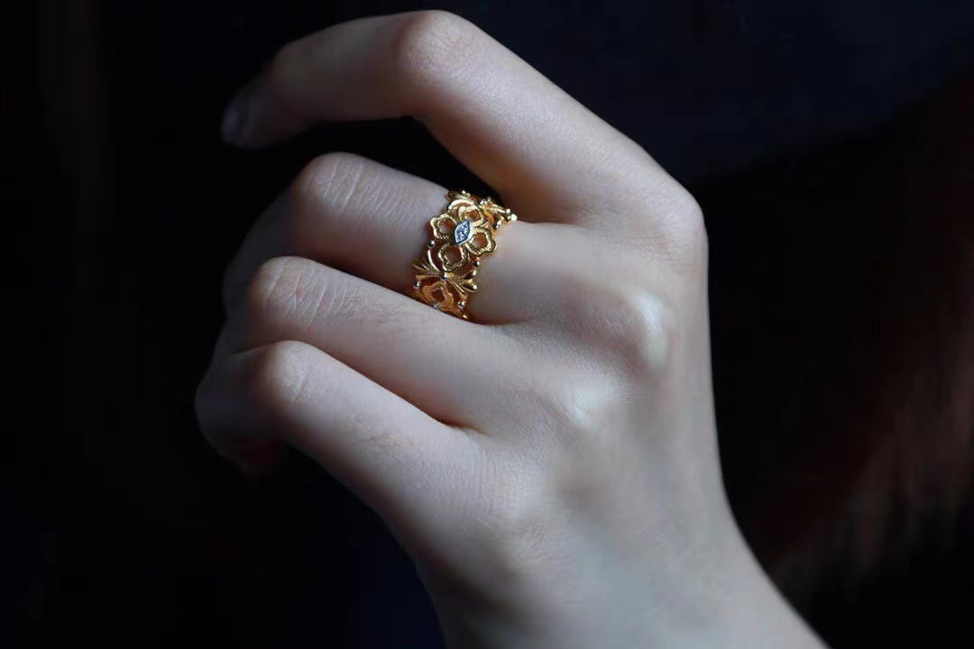 Lovelace Ring