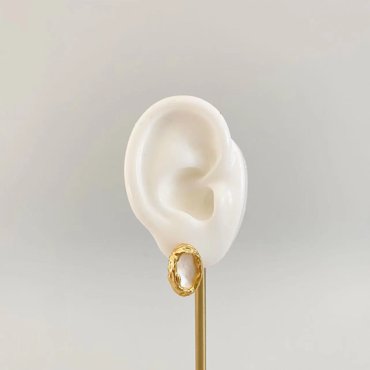 Ridge Freshwater Pearl Stud Earrings