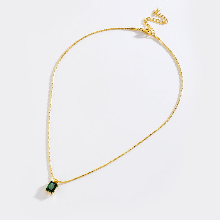 Wonderland Emerald Pendant necklace